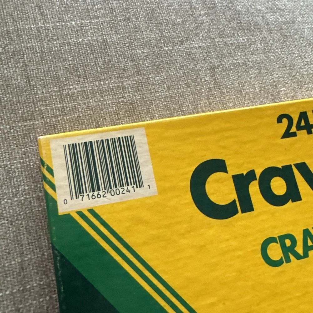 Vintage 1988 Crayola 24 Count Crayons Flat Box Made In USA Complete